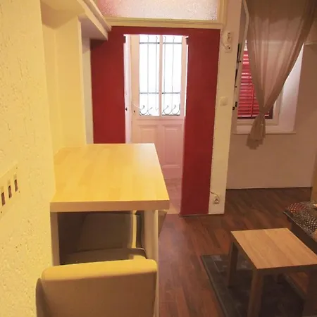Center Studio Apartment