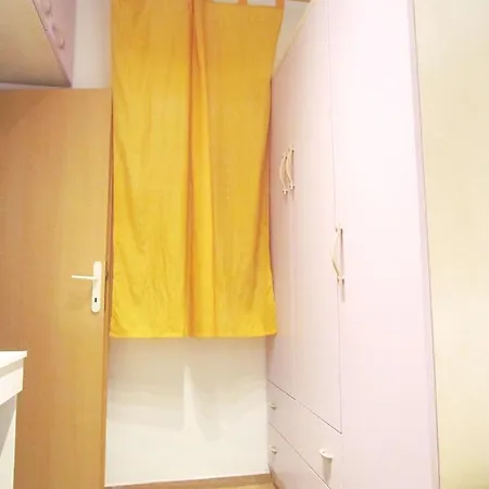 Center Studio Apartament *